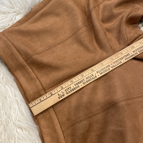 NWT Fab ANN TAYLOR Faux Suede Cropped Pants 0P - Picture 7 of 8